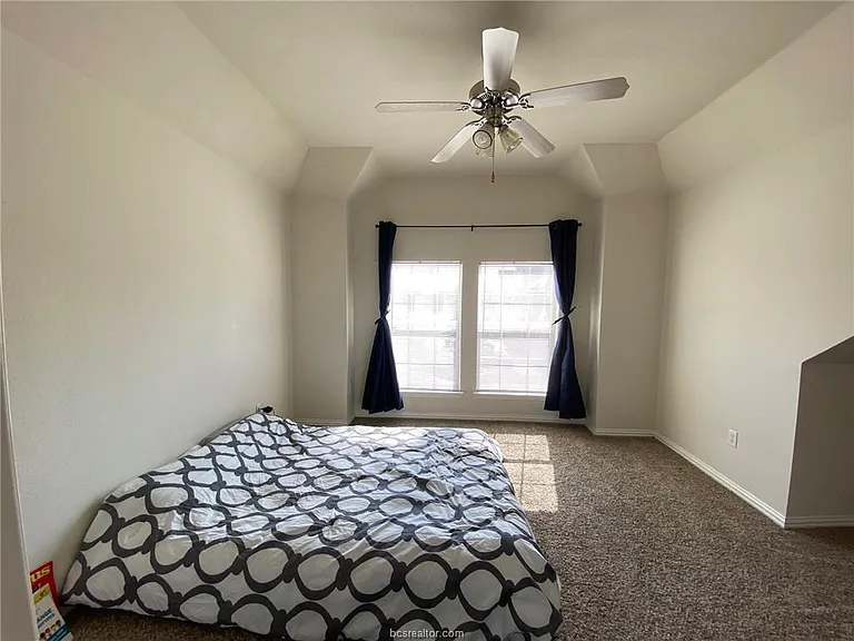 1001 Krenek Tap Rd #303 — Photo 3