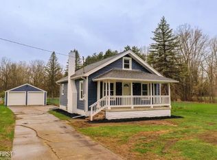 7226 Davison Rd, Davison, MI 48423