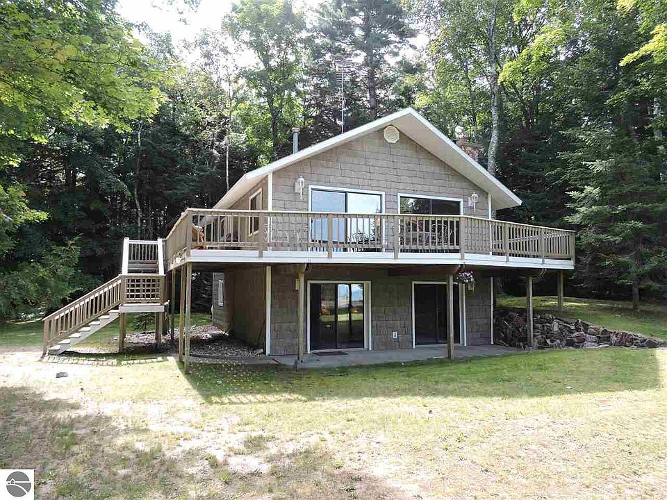 1st image of 3938 Michigan Trl