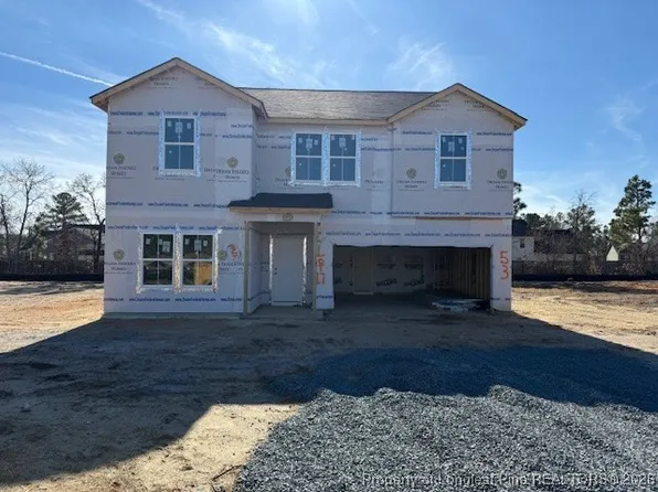53 Utah Ct, Spring Lake, NC 28390
