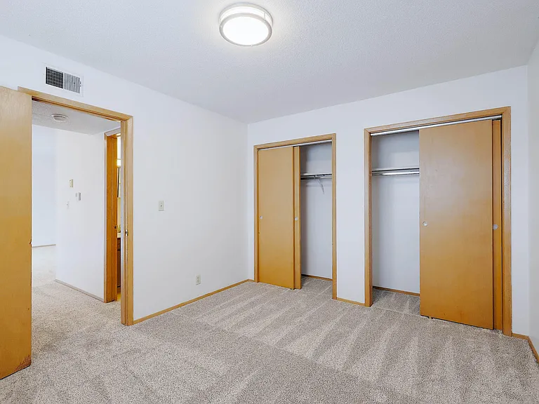 4840 Cleveland Ave #5 — Photo 8