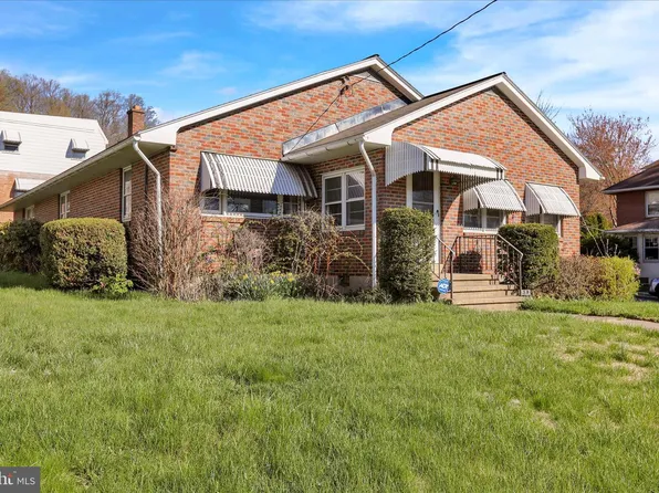 606 Carsonia Ave, Reading, PA 19606