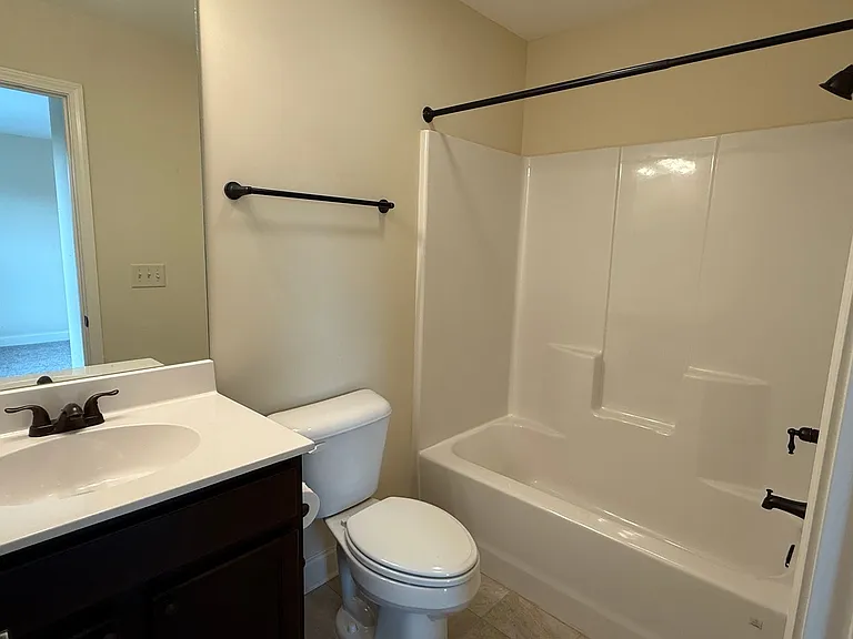 704 Grays Pointe Ct #39 — Photo 19