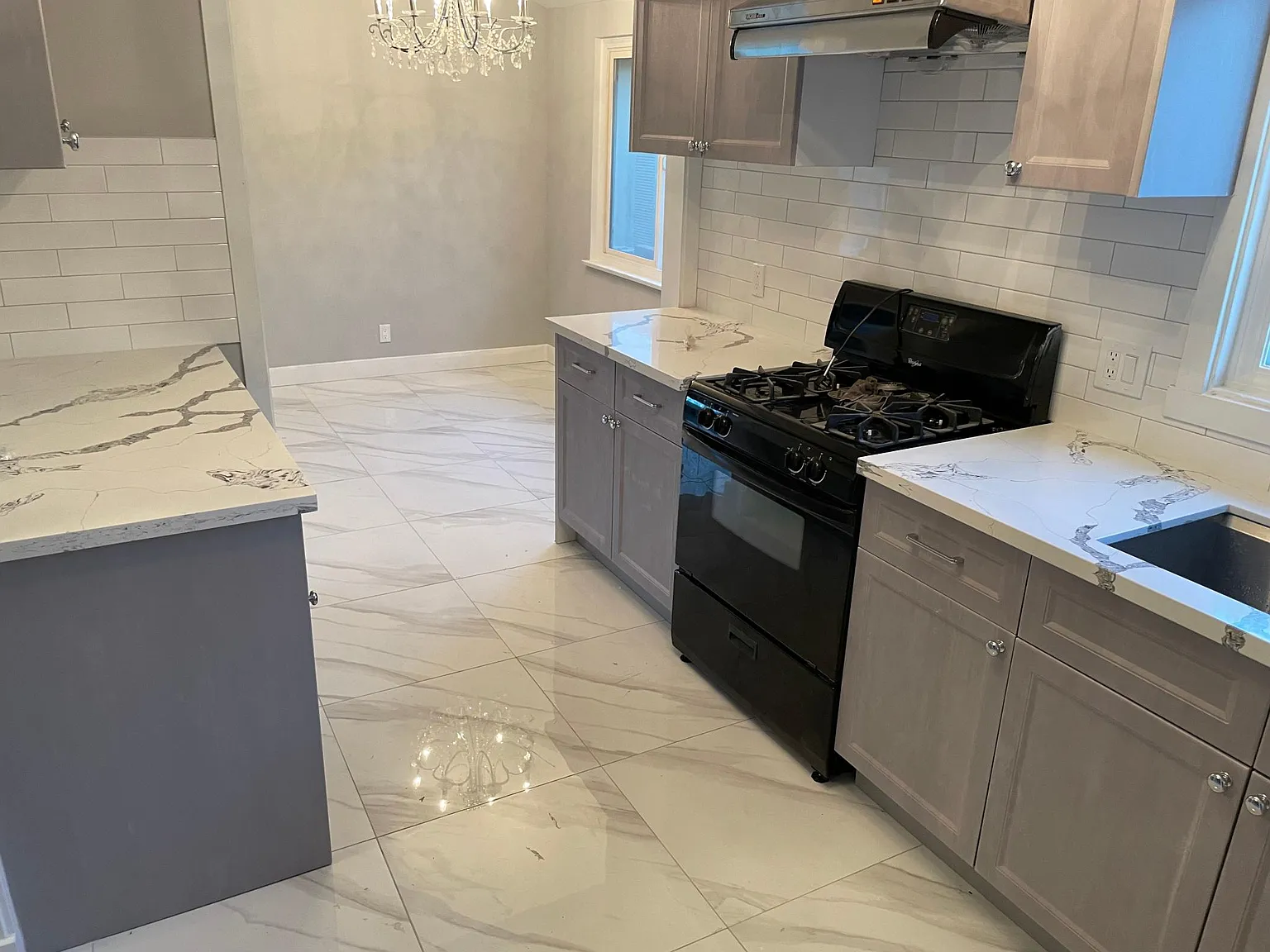 5928 N Muscatel Ave — Photo 1