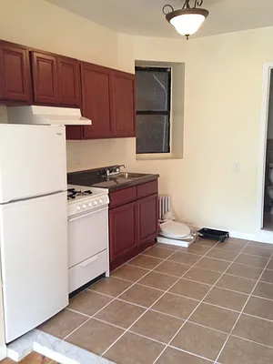 Rented by Landmine Realty LLC | media 4