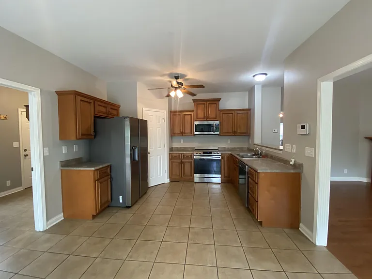 355 Vineland Place Dr — Photo 7