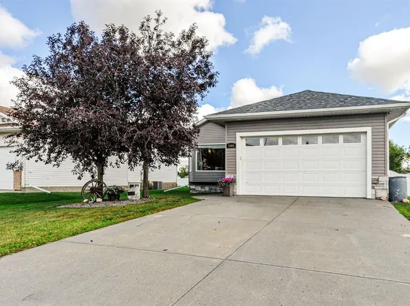 5005 W 58th St, Daysland, AB T0B 1A0