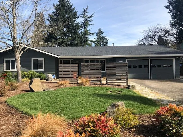 3231 Strathmore Pl photo 1