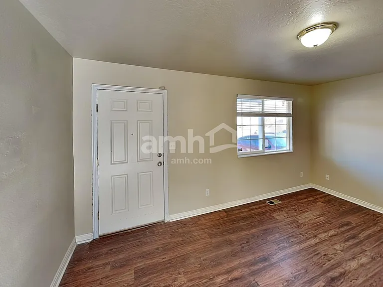 173 Apple Ave — Photo 10