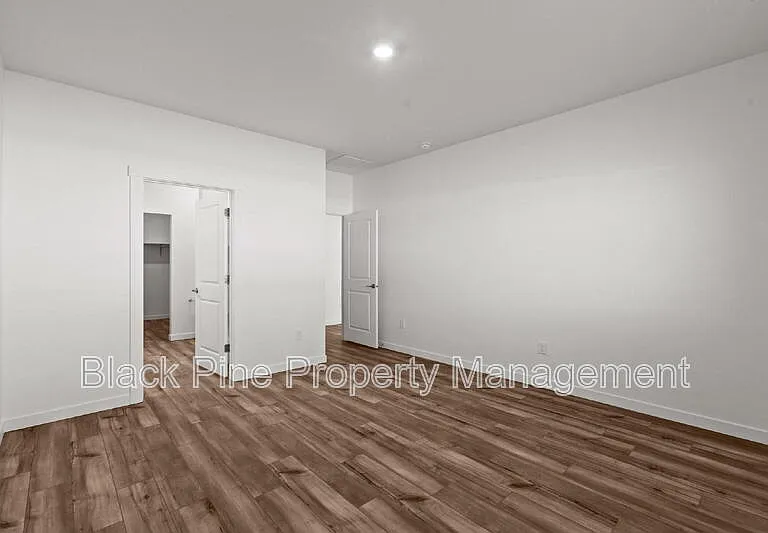 15307 Cloud Crest Ave — Photo 24
