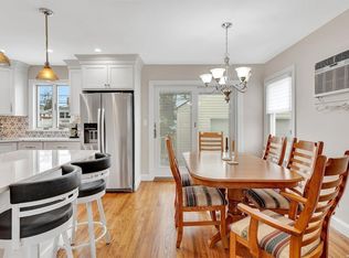 31 Whitman Ave, Syosset, NY 11791