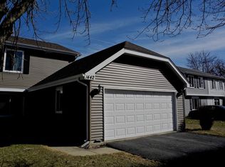 1442 Andover Dr, Aurora, IL 60504