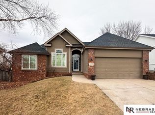 16614 Taylor St, Omaha, NE 68116