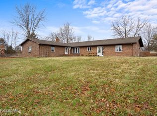 6120 E Chaparral Dr, Centralia, MO 65240