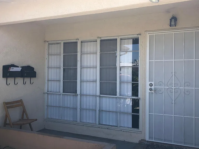 756 Jefferson Ave #B — Photo 3
