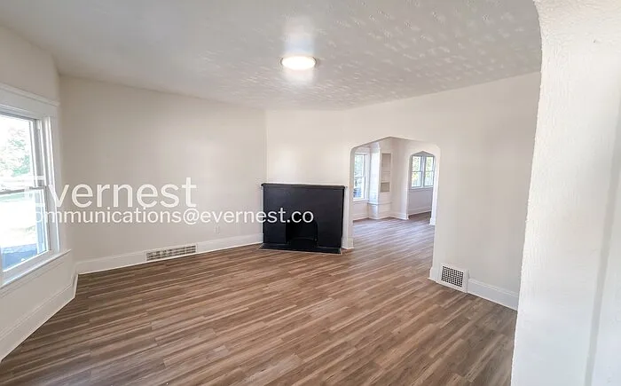 937 Parkway Rd #1 — Photo 8