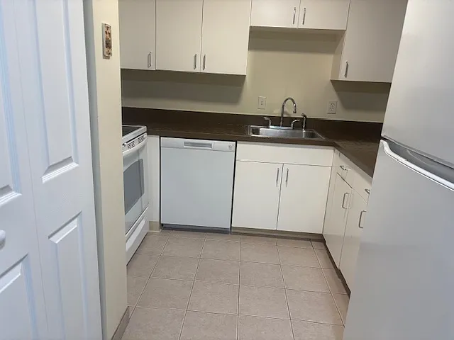 54-56 Saint Joseph St #312