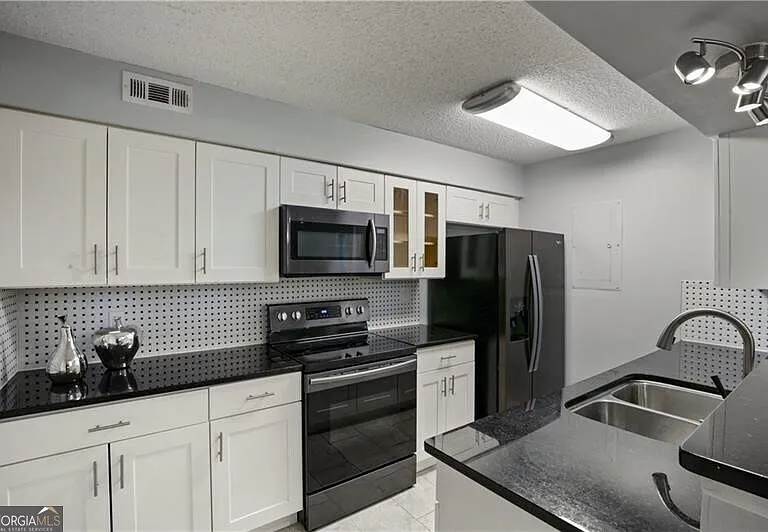 176 Barone Pl NW — Photo 1