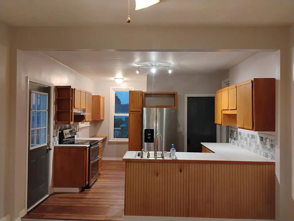 210 Lake St — Photo 4