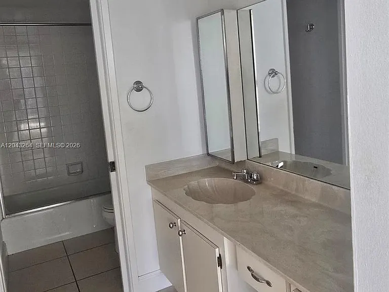 1901 Brickell Ave #B1007 — Photo 11