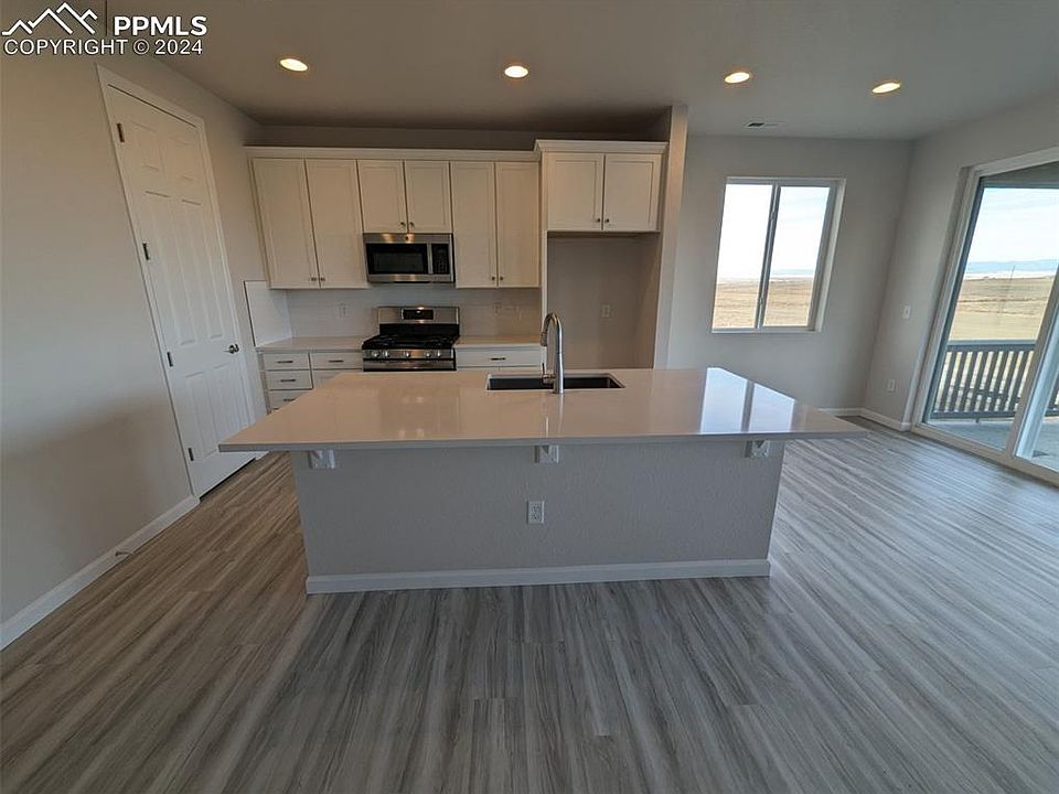 1905 Manassa St, Pueblo, CO 81001 Zillow