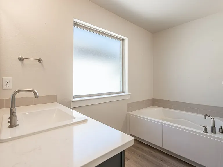 5905 Settler Ave — Photo 31