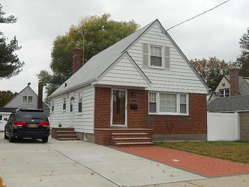 1st image of 8314 268th St