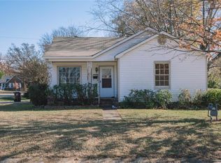 1320 N 37th St, Fort Smith, AR 72904