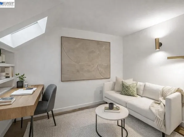 201 4th St APT 408, Oakland, CA 94607