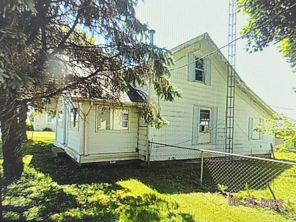 8345 W County Road 300 N, Falmouth, IN 46127