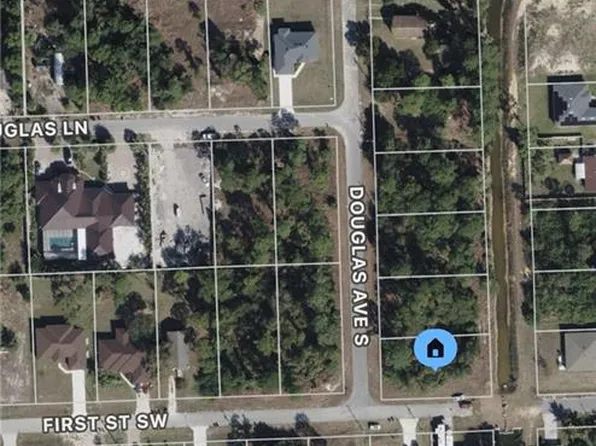 61 Douglas AVE S, LEHIGH ACRES, FL 33976