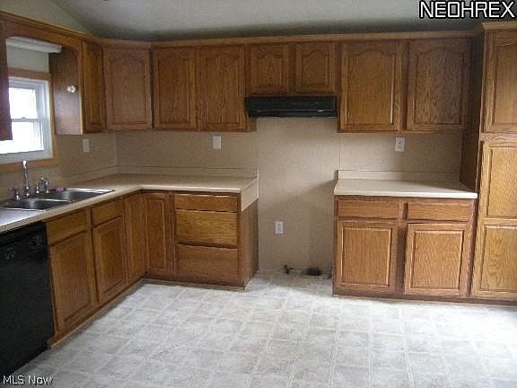 4th image of 205 W Cherry St
