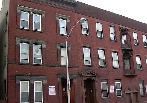1st image of 65 Columbia St #12