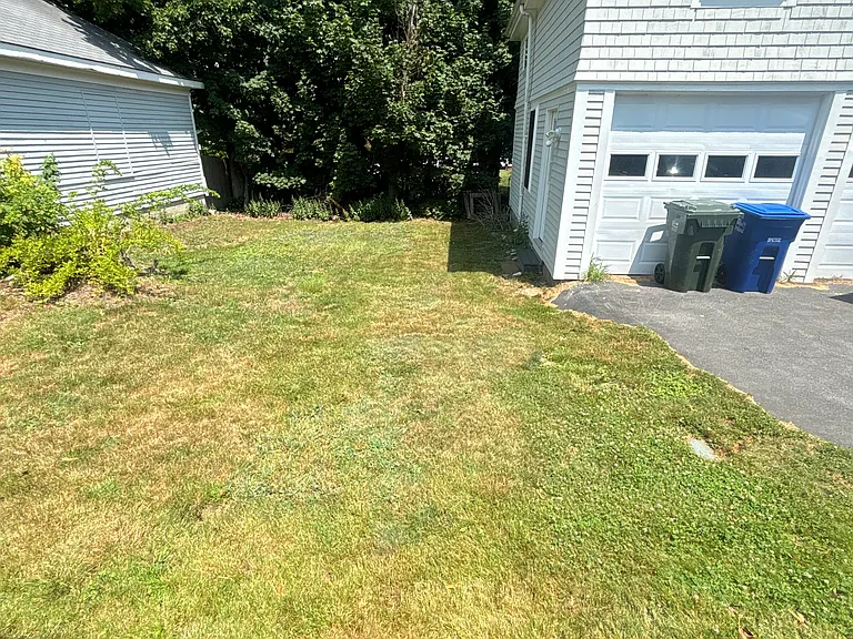 25 Lowell St — Photo 6