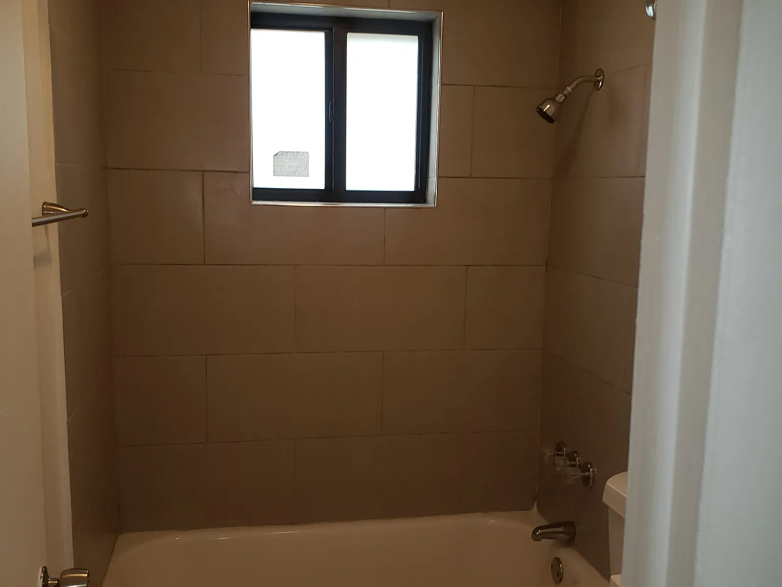 1 bed, $1,600 — Photo 4
