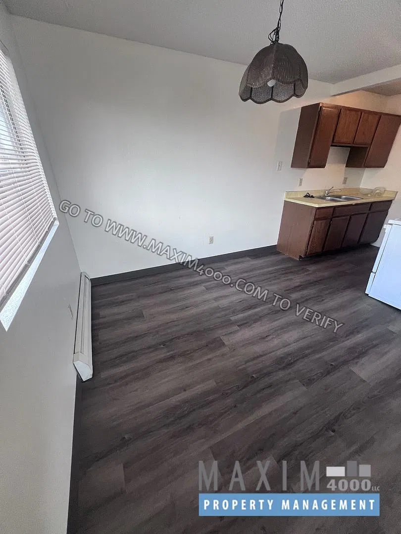 1240 Bookcliff Avenue — Photo 2