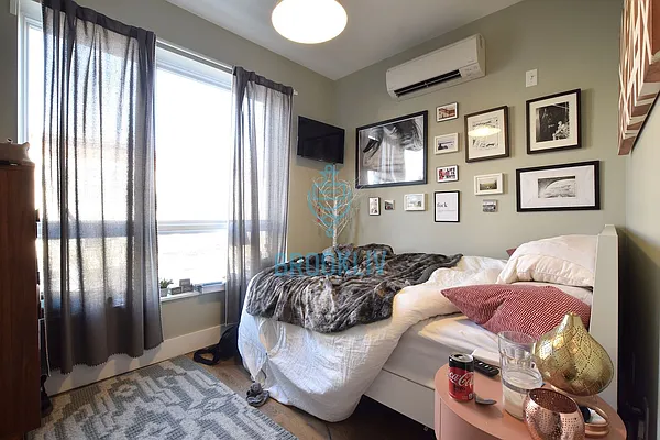 Rented by null | media 90