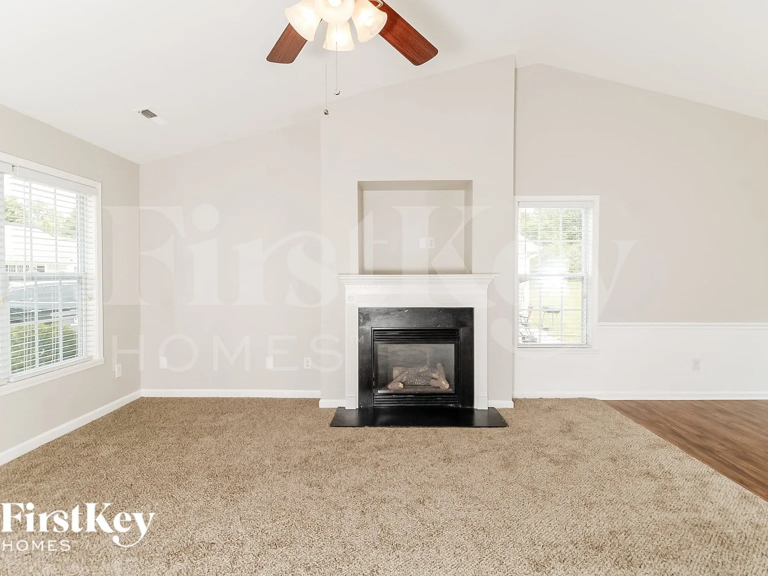 3 bed, 2.0 bath, 1186 sqft, $1,660 — Photo 3