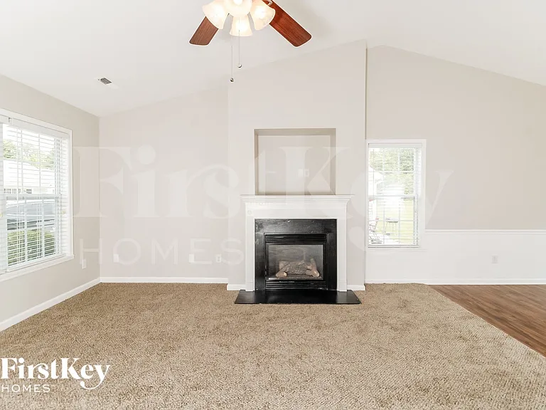 5114 Fiddlers Run Dr — Photo 3