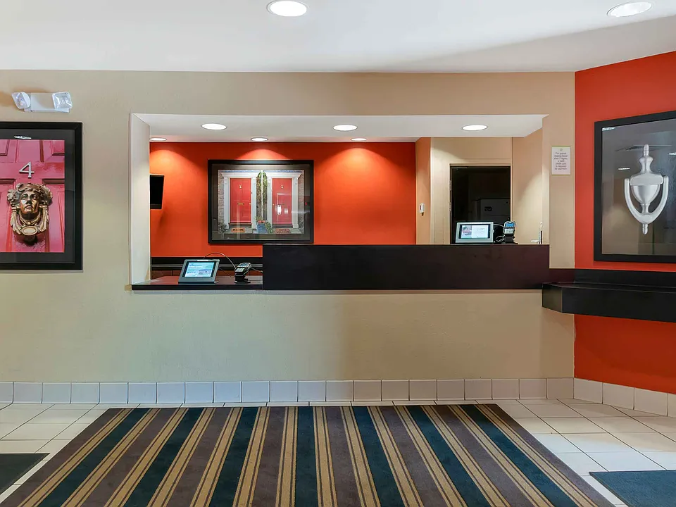 Lobby and Guest Check-in