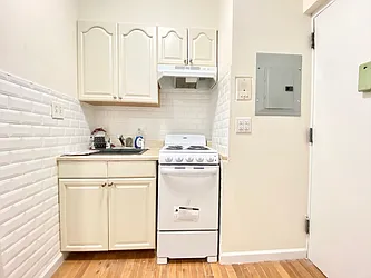 Rented by Voro Purple LLC