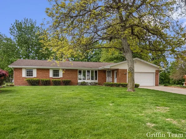 10484 Felch St, Zeeland, MI 49464