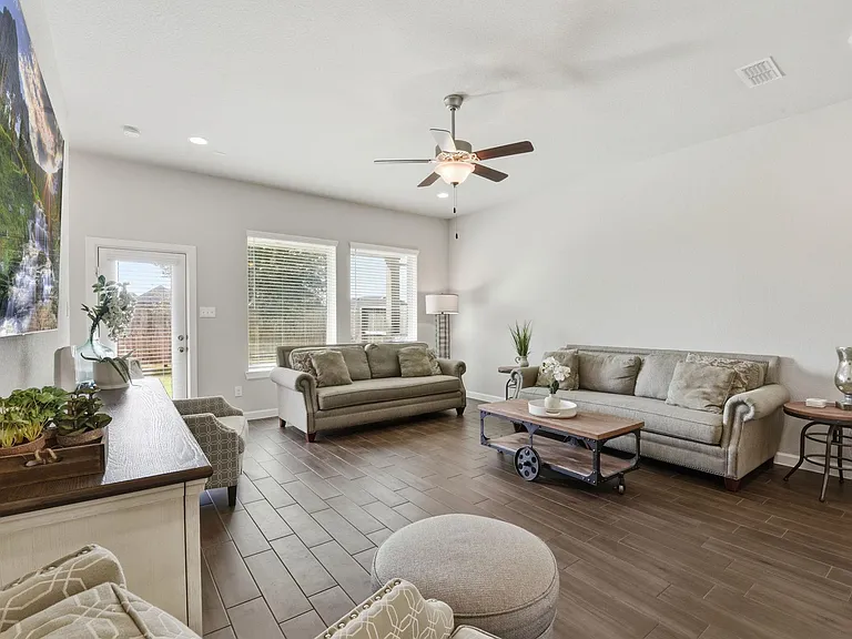 3410 Shockley Ln — Photo 12