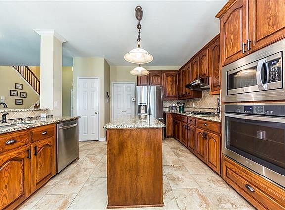 5th image of 1304 Kenshire Ct