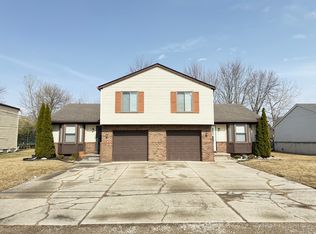 27117 Campau Ln, Harrison Township, MI