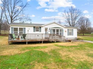 8390 Beech St SE, Elizabeth, IN 47117