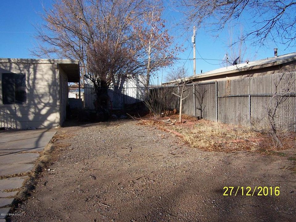 2nd image of 710 N Douglas Ave