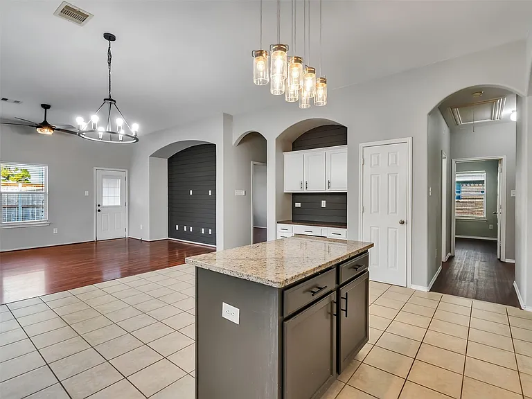 3417 Cypress Village Dr — Photo 15