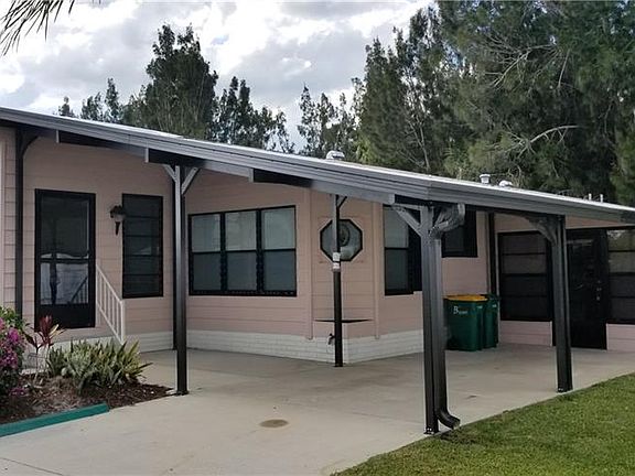 4th image of 501 Papaya Cir