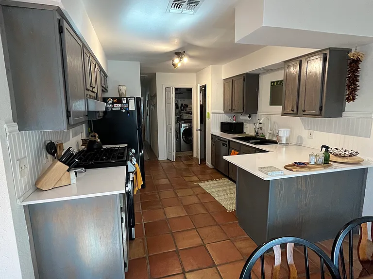 5803 W Gate Blvd #B — Photo 20